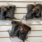 fingerless gloves